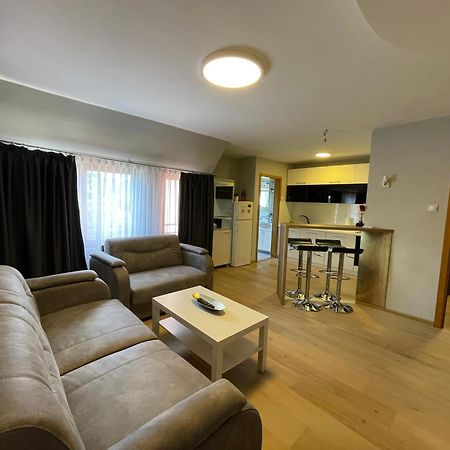 Apartament Leo Nisz Zewnętrze zdjęcie